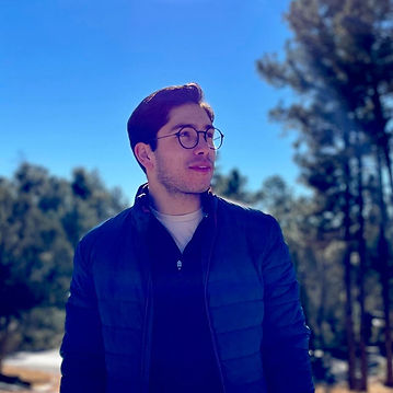 Alejandro Torres Foto Libre.png