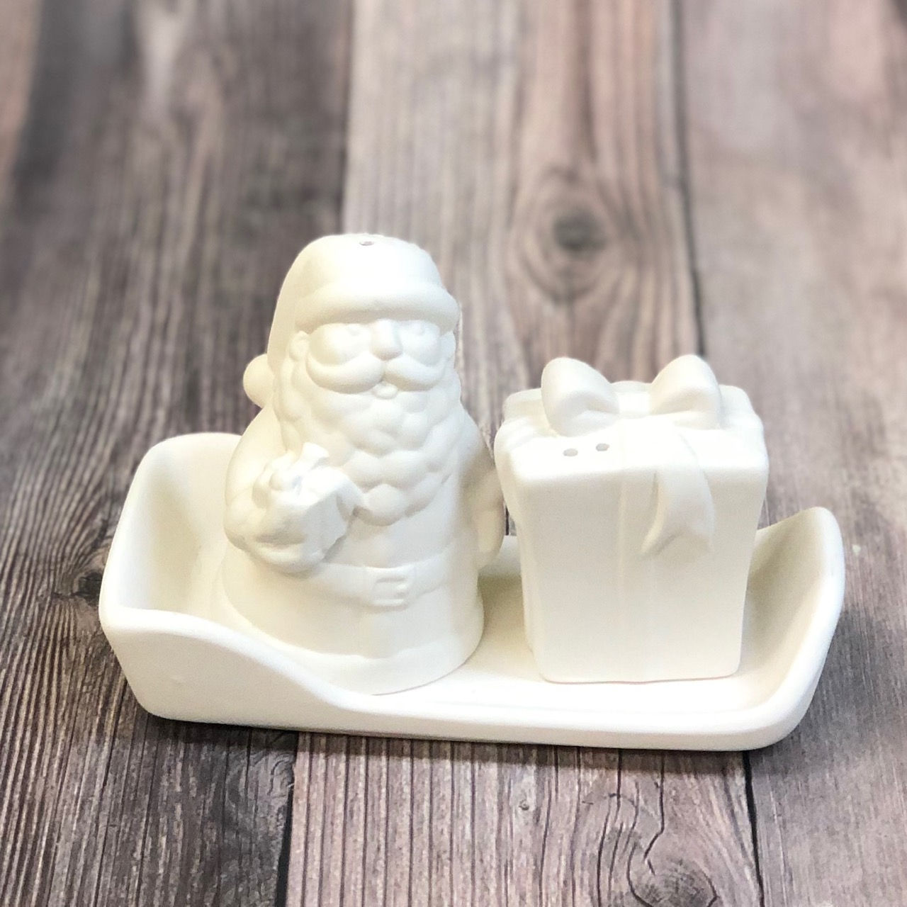 Santa w/Sleigh Salt & Pepper (3 pc)