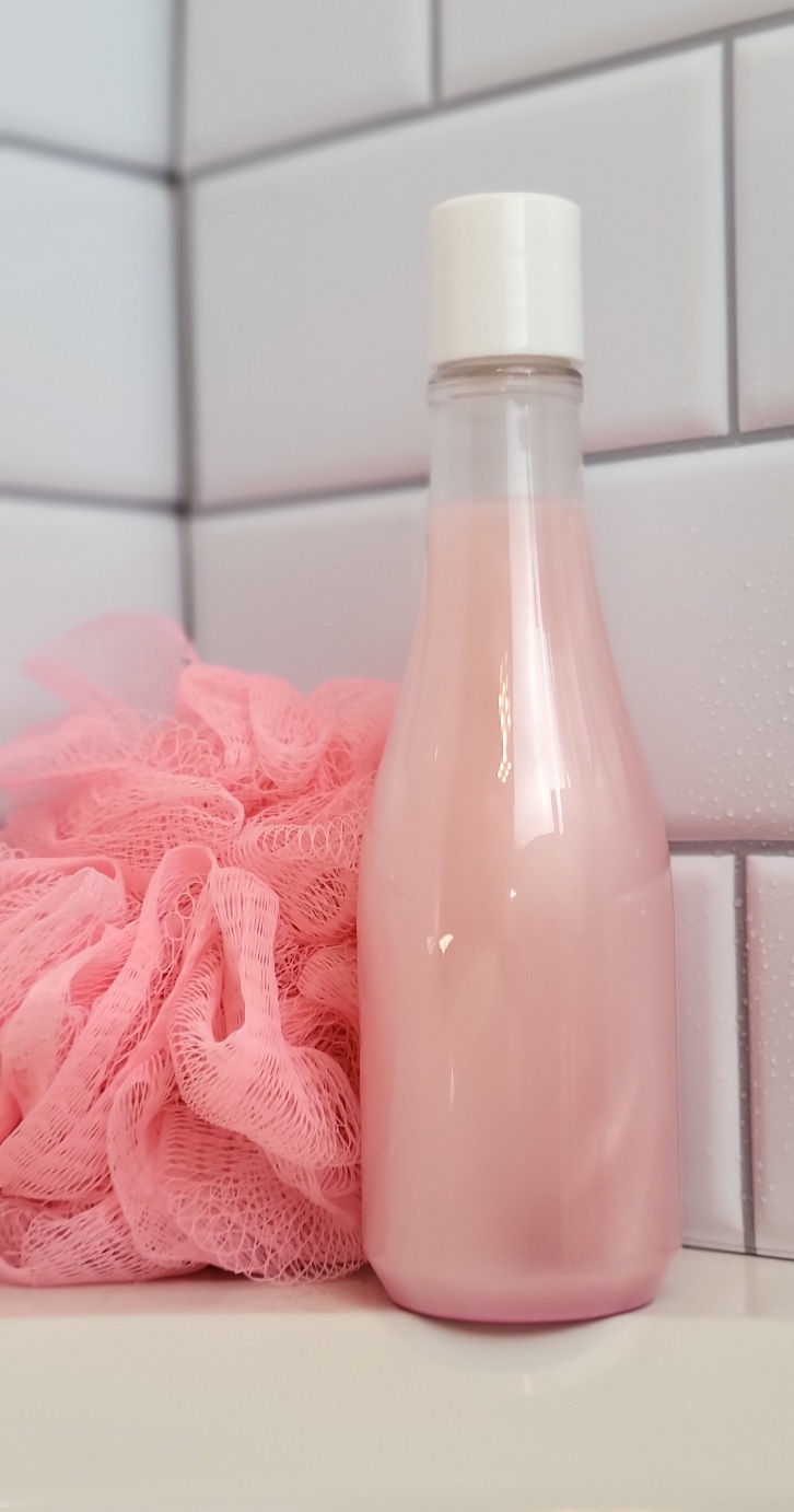Thumbnail: Sou entènèt jwèt Champagne Kisses Body Wash