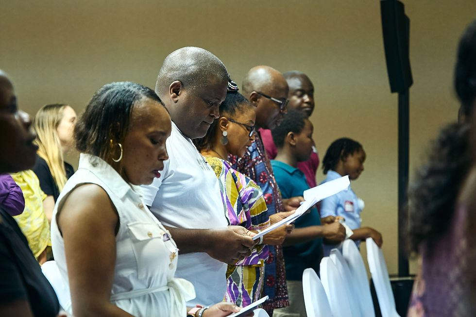 Sep 27 Renewal Church DDA06870.jpg