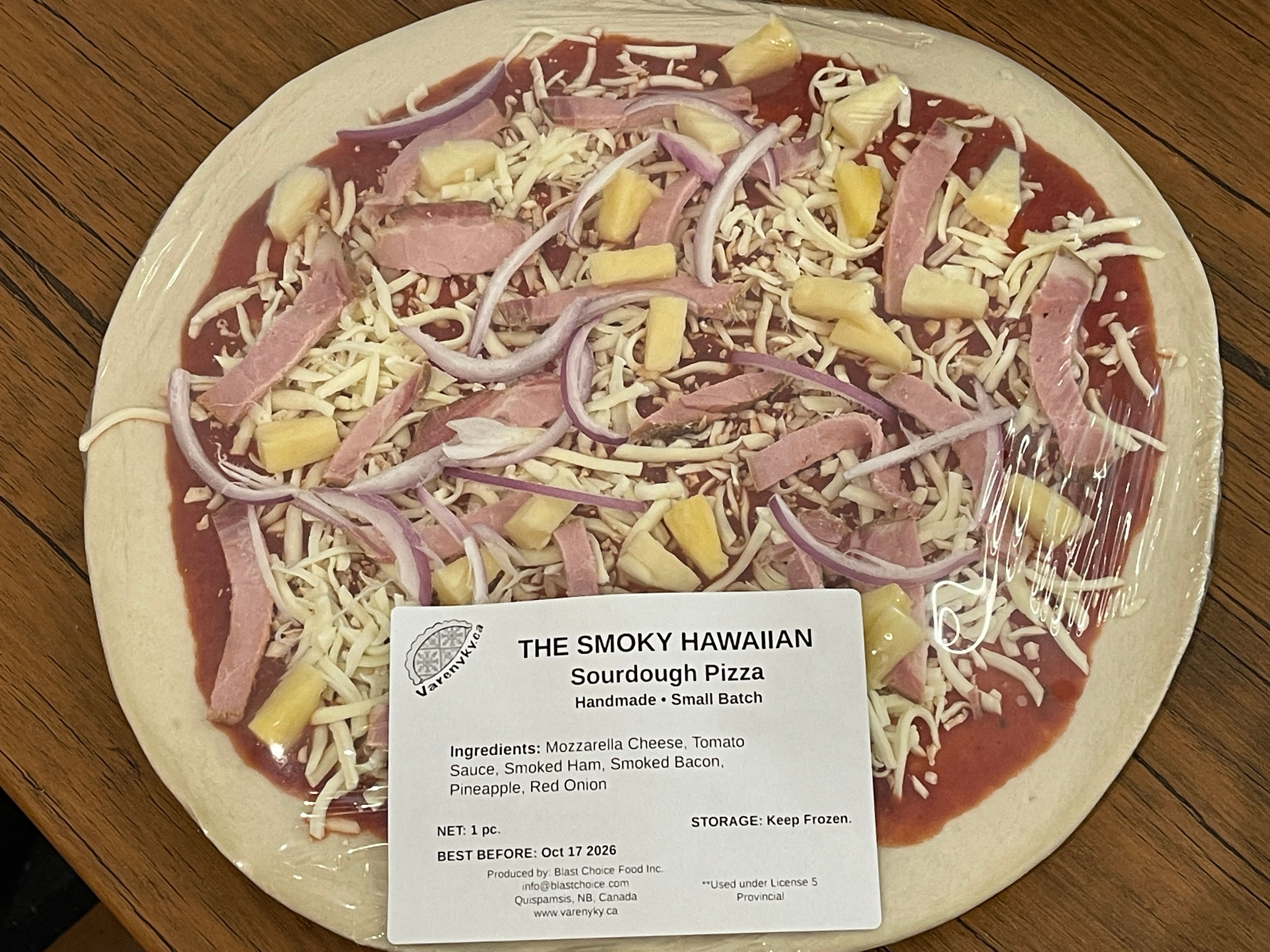THE SMOKY HAWAIIAN Sourdough Pizza