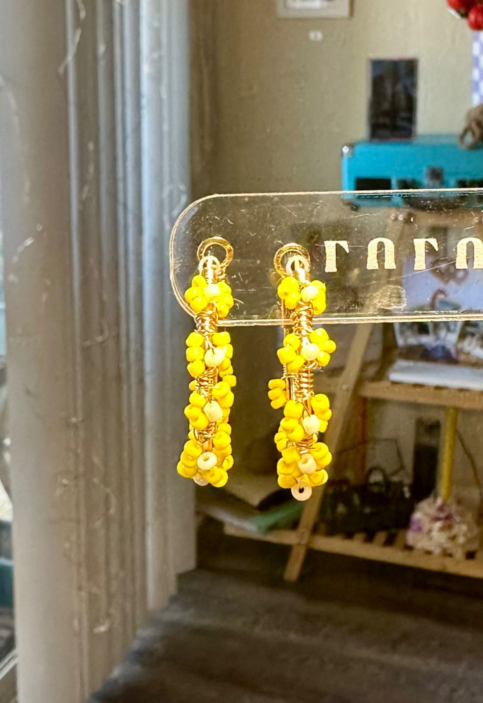 Thumbnail: Mini-Flower Beads