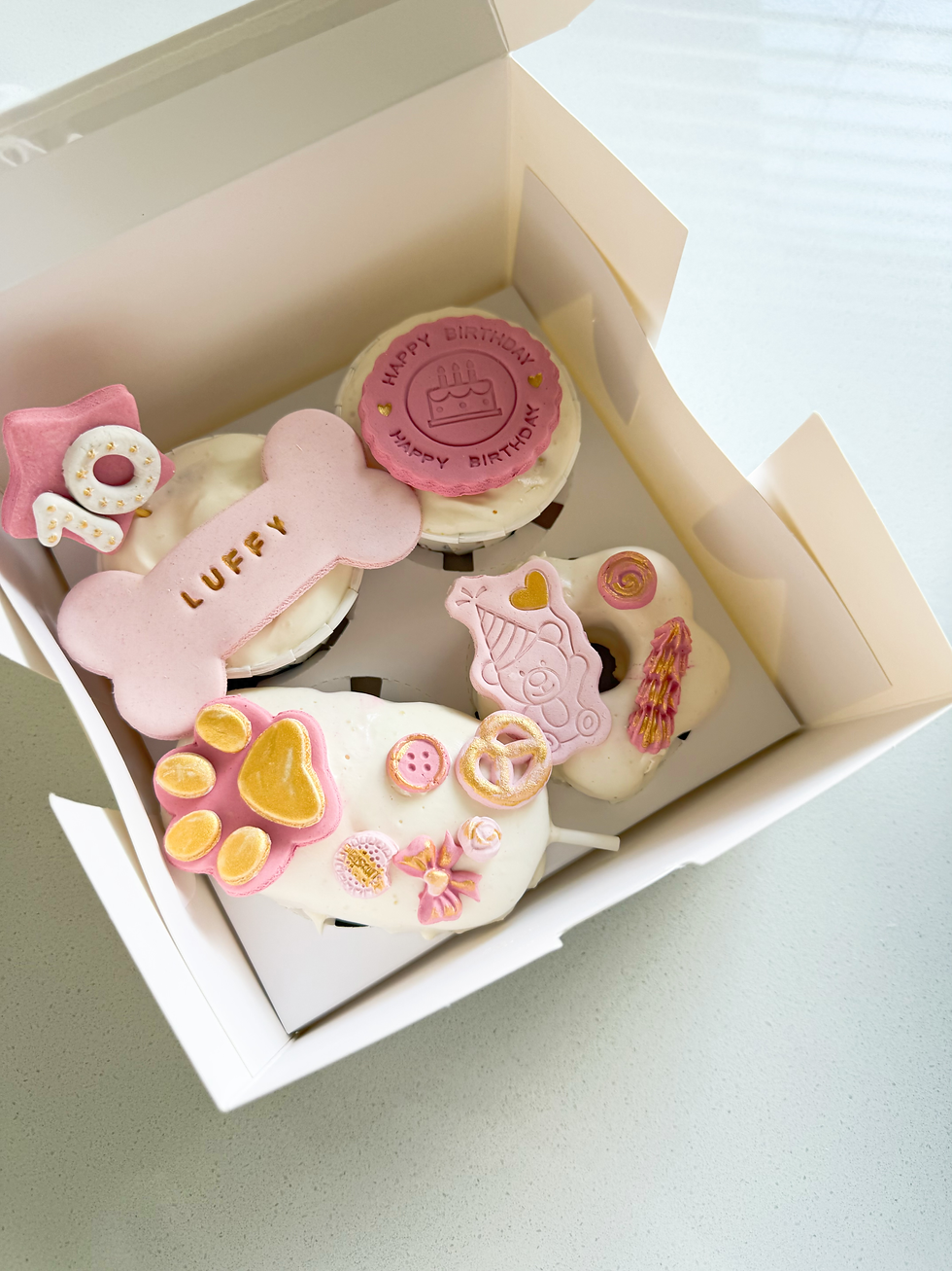 Thumbnail: Customise Pawsome Pupcake Box