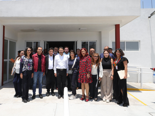 Acompañados por la senadora Mariela Gutiérrez, la alcaldesa y el director del ISSSTE visitan la Unidad de Medicina Familiar del este Instituto, entre otras