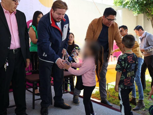 Los niños de 2 a 13 años realizan actividades recreativas y educativas, que se imparten en forma gratuita a iniciativa de la alcaldesa Rosi Wong Romero