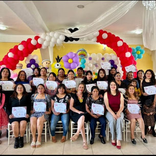 Explicó que una gran cantidad de mujeres sostienen muchos hogares en la Paz