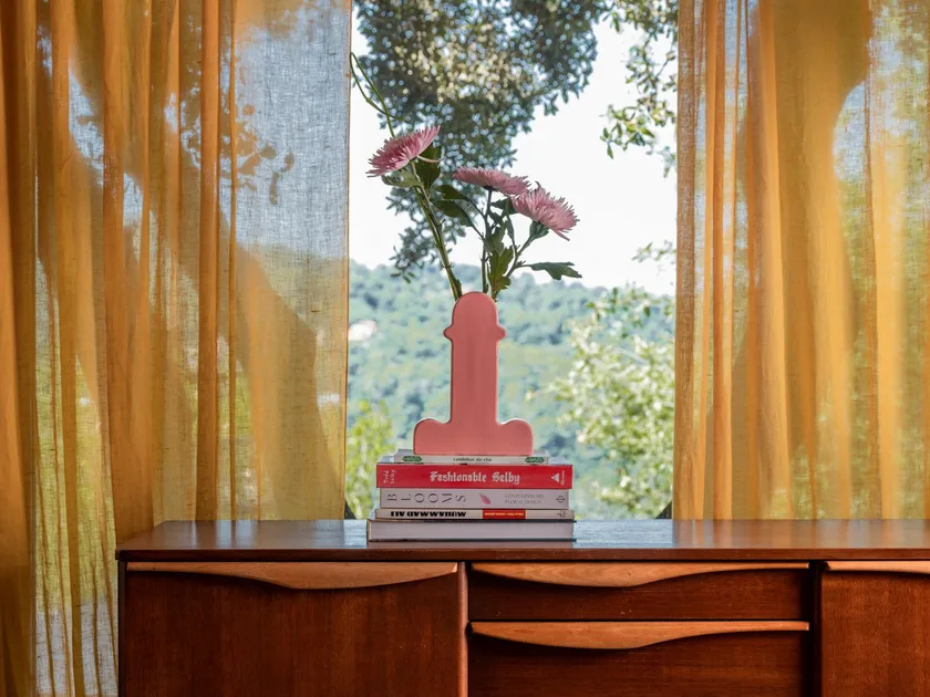 Guida ai regali di design per le persone che non sopportiamo