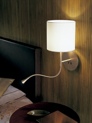 Facciamo luce con le applique lettura idelisa studio interior design milano