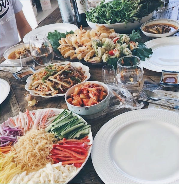 A feast made by my mom 