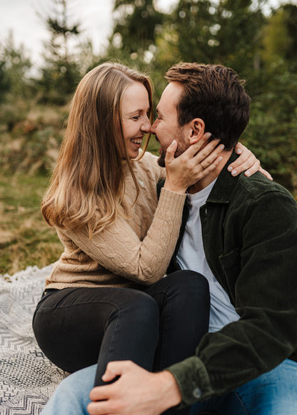 Paarshooting, Fotograf, Fotografin, Straubing, Bogen, Hunderdorf, Windberg, Coupleshooting, natürlich, authentisch, Hochzeitsfotograf, Hochzeitsfotografin, Paarfotograf, Paarbilder, Pärchenbilder, Newbornshooting, Neugeborene Bilder,