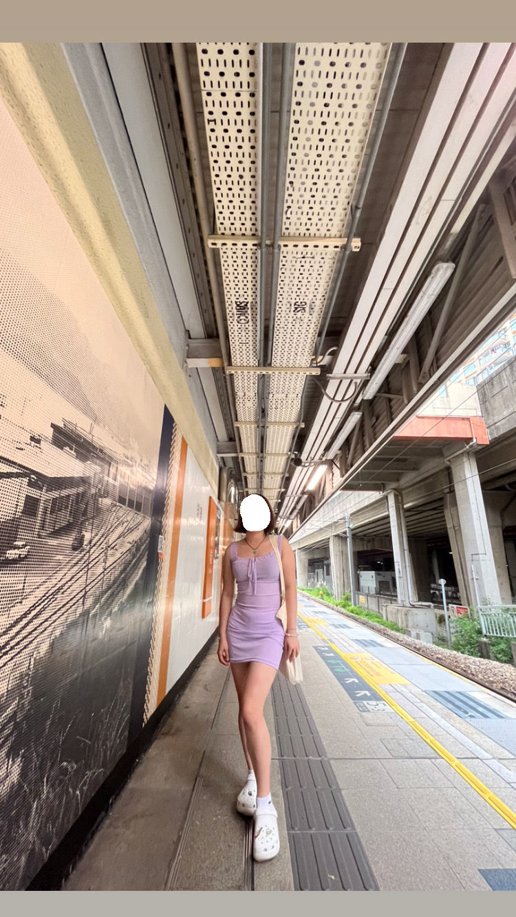 Thumbnail: Dress: 收腰吊帶連身裙