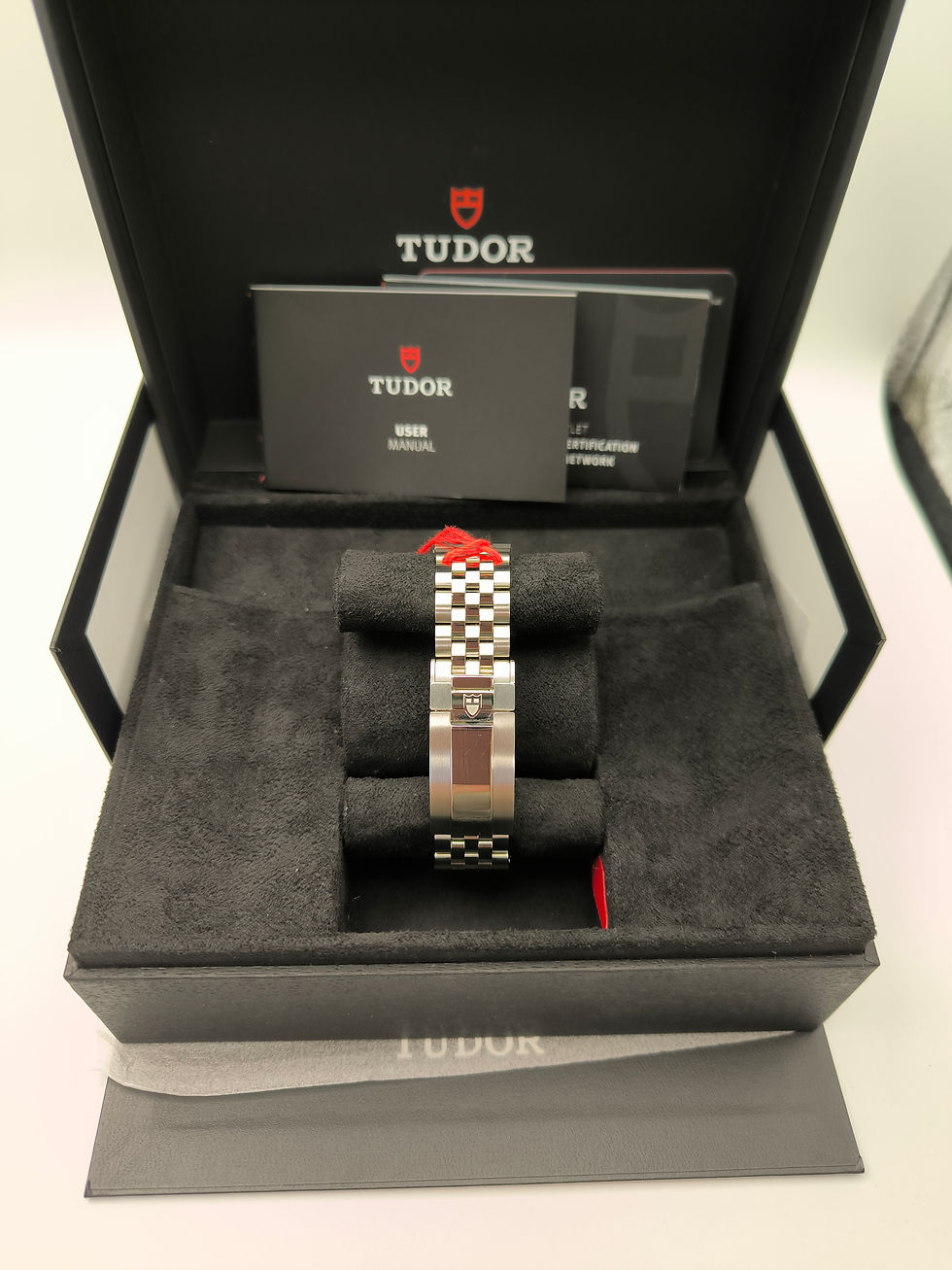 Thumbnail: Tudor Black Bay Chrono M79360-B
"Blue Boutique" Edition 