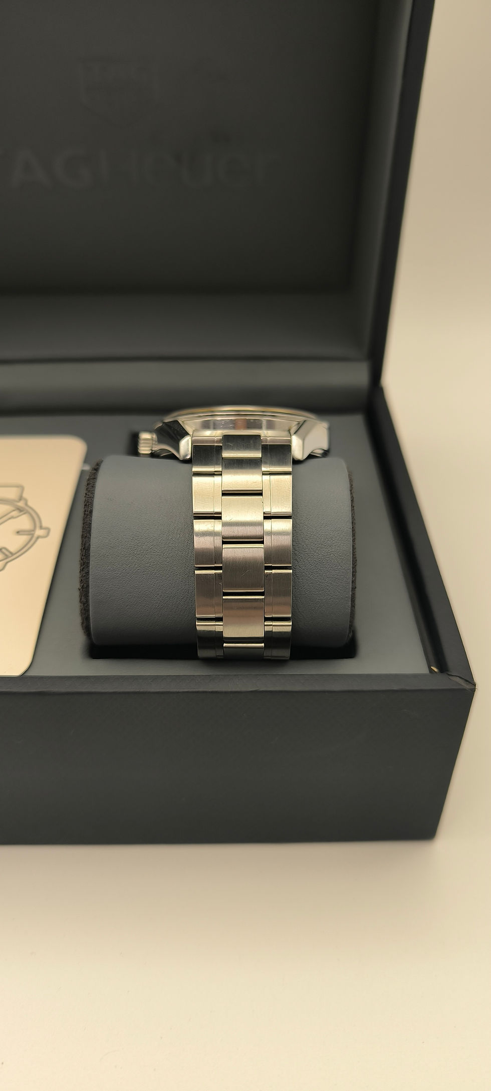 Thumbnail: ⌚ TAG Heuer Carrera Calibre 5 Automatic – WV211A