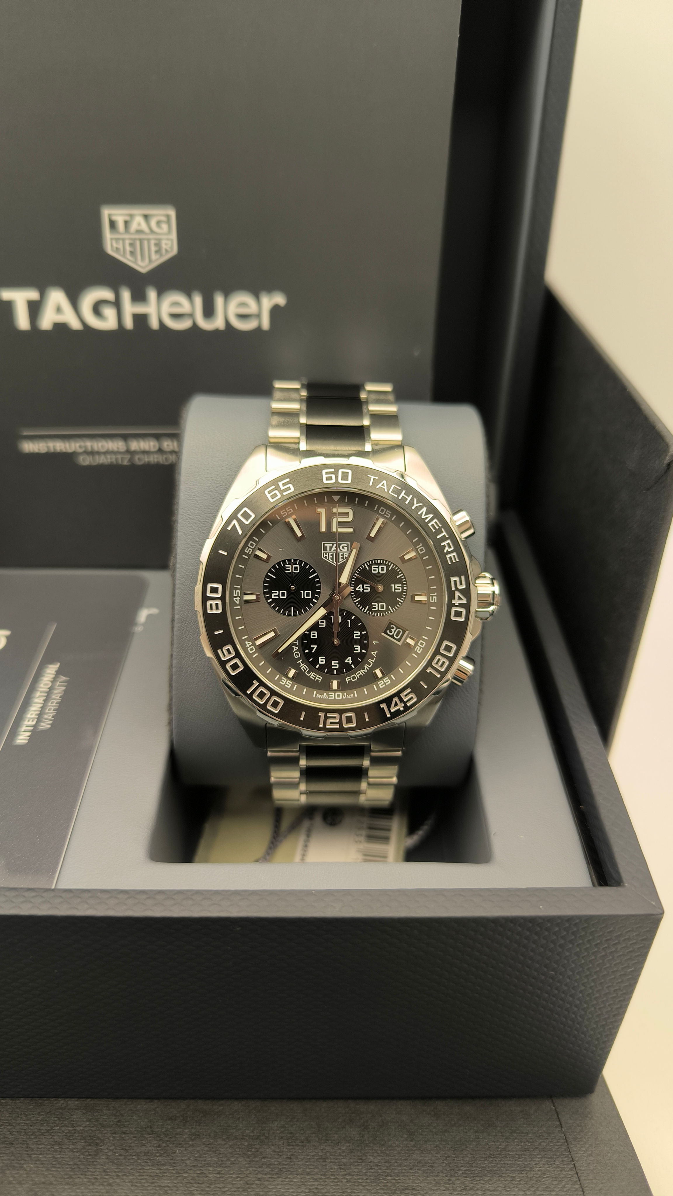 TAG Heuer Formula 1 Chronograph CAZ1011
