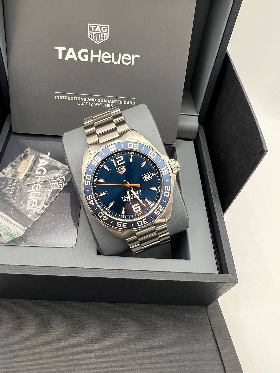 Thumbnail: TAG Heuer Formula 1 WAZ1010