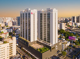 HOTEL THE FIVES BEACHFRONT