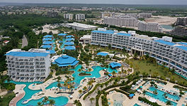 HOTEL THE FIVES BEACHFRONT