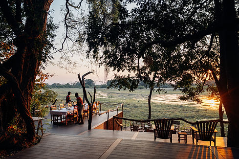 Musekese-Camp-Deck-Dining-1.jpg