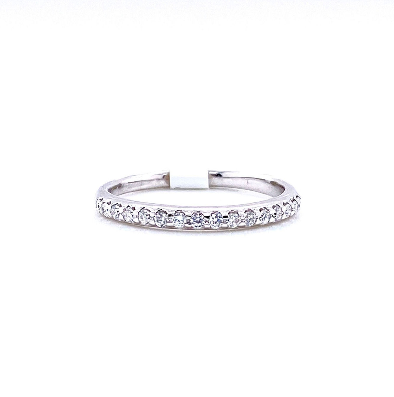 14kt White Gold Ladies Round Diamond Straight Band