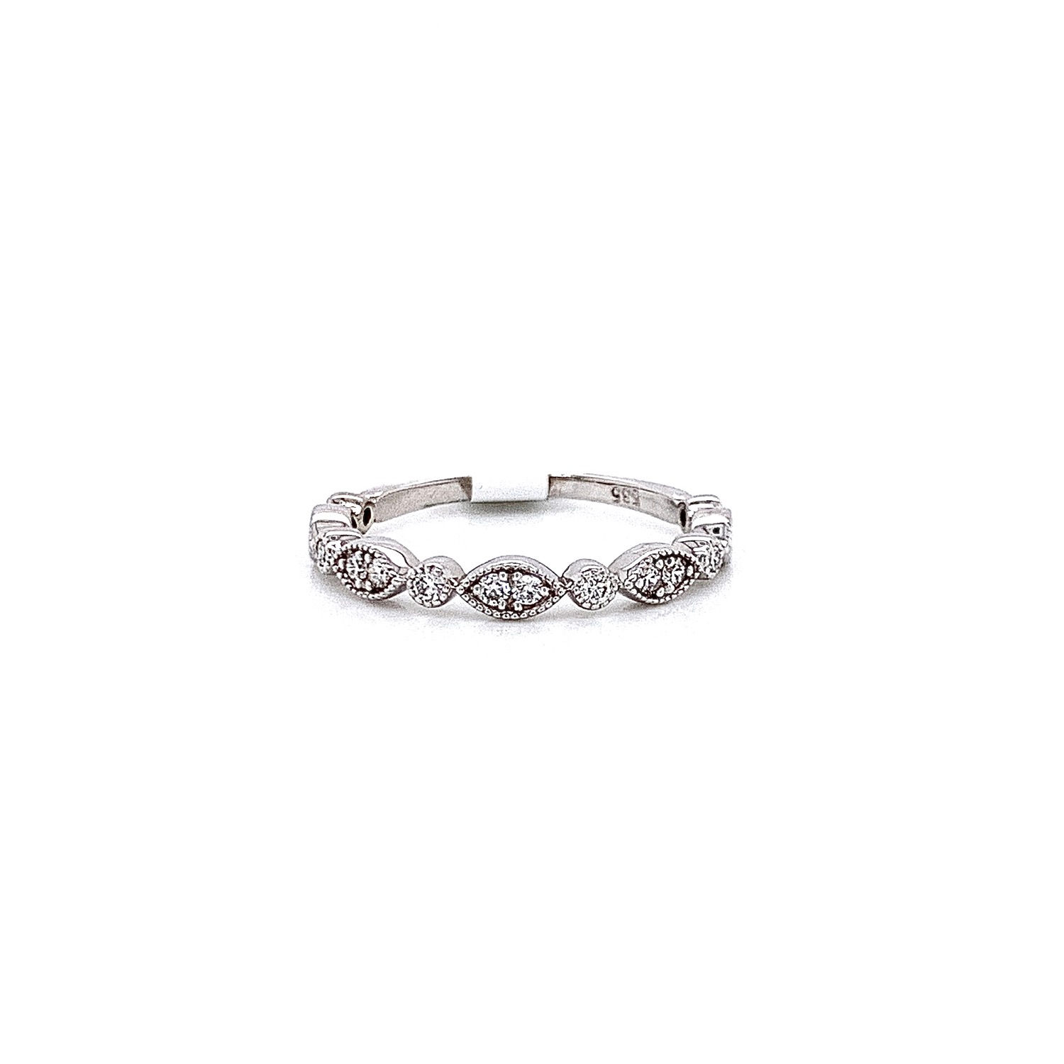 14kt White Gold Ladies Vintage Style Diamond Band