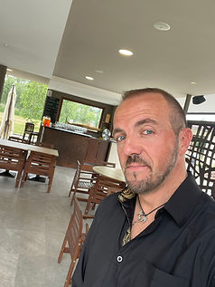 Riky Vocal Performer a LA QUERCIA agriturismo