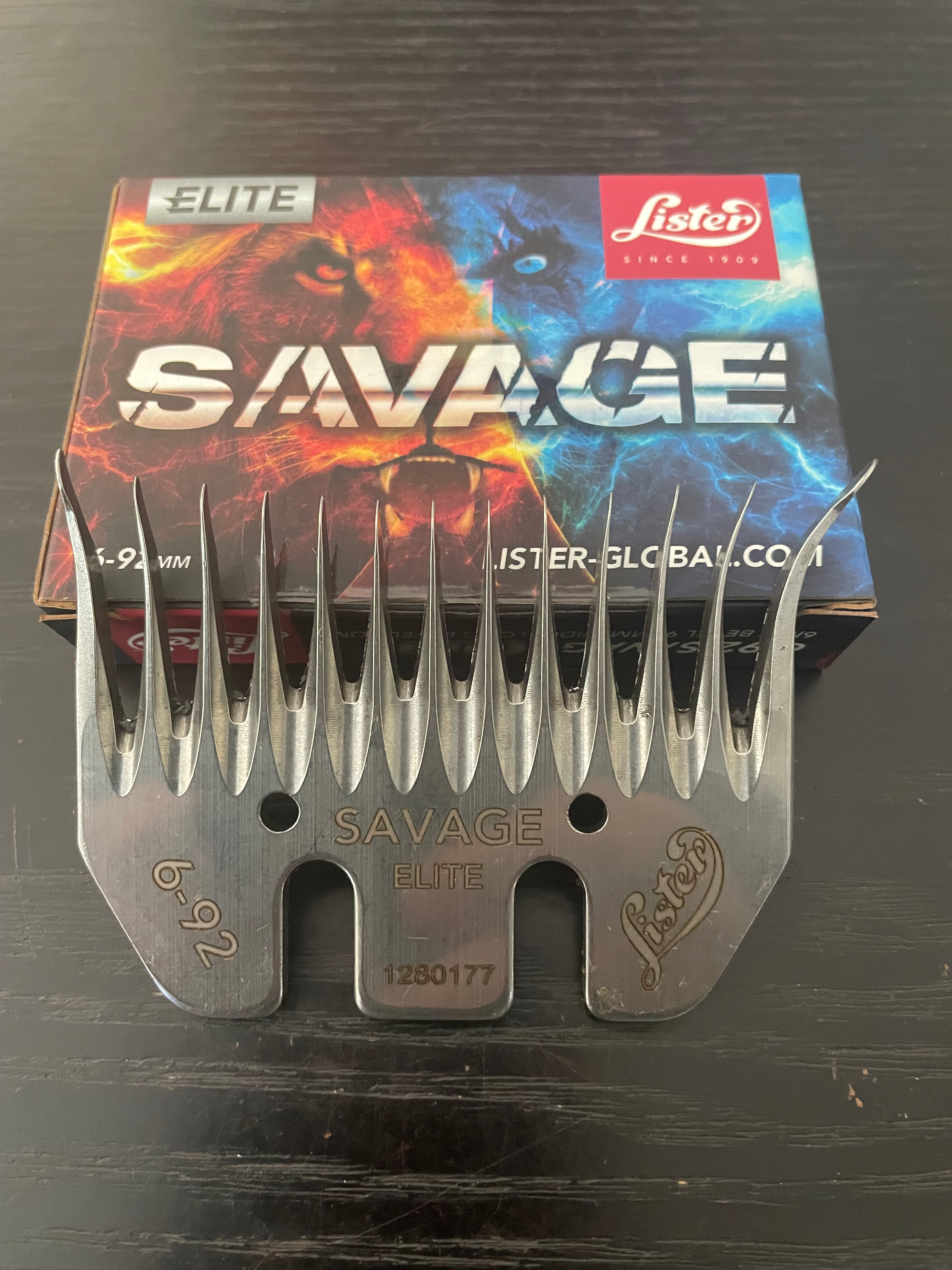 5 Peines Lister Savage 692  (caja)