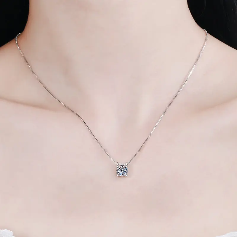 Thumbnail: 1.0 ct Moissanite Pendant in Sterling Silver