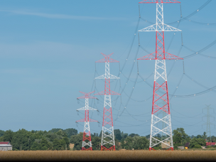 The role of advanced switchgear and high-voltage infrastructure in reducing transmission losses