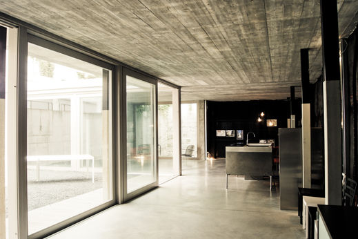 alzanti scorrevoli in legno per attico in centro città