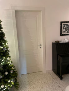 porta interna a battente, porte interne in legno, porte e serramenti su misura, porte su misura tondin, produzione tondin, porte in legno pantografate