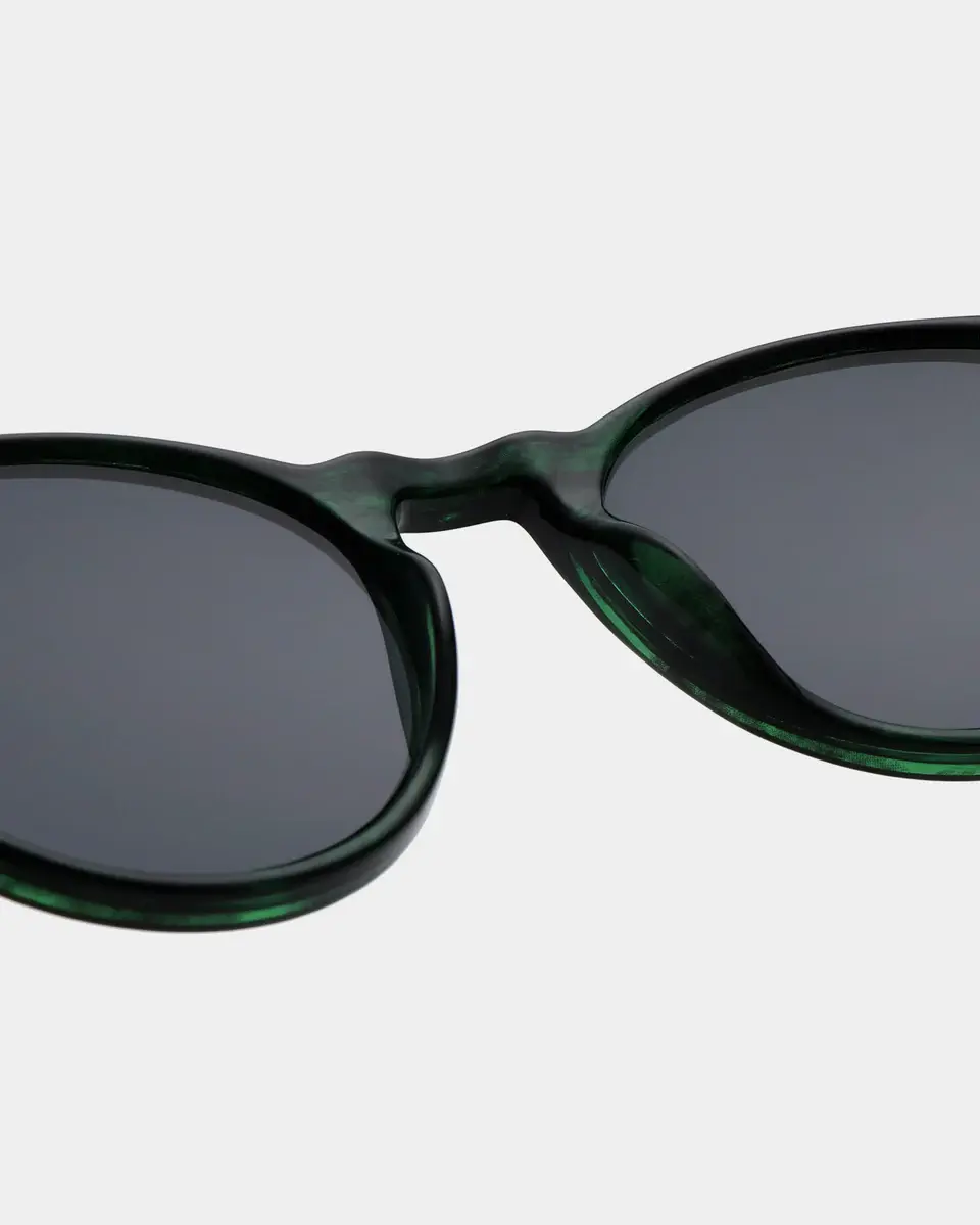Miniature : Détail monture translucide vert marbré lunettes Marvin