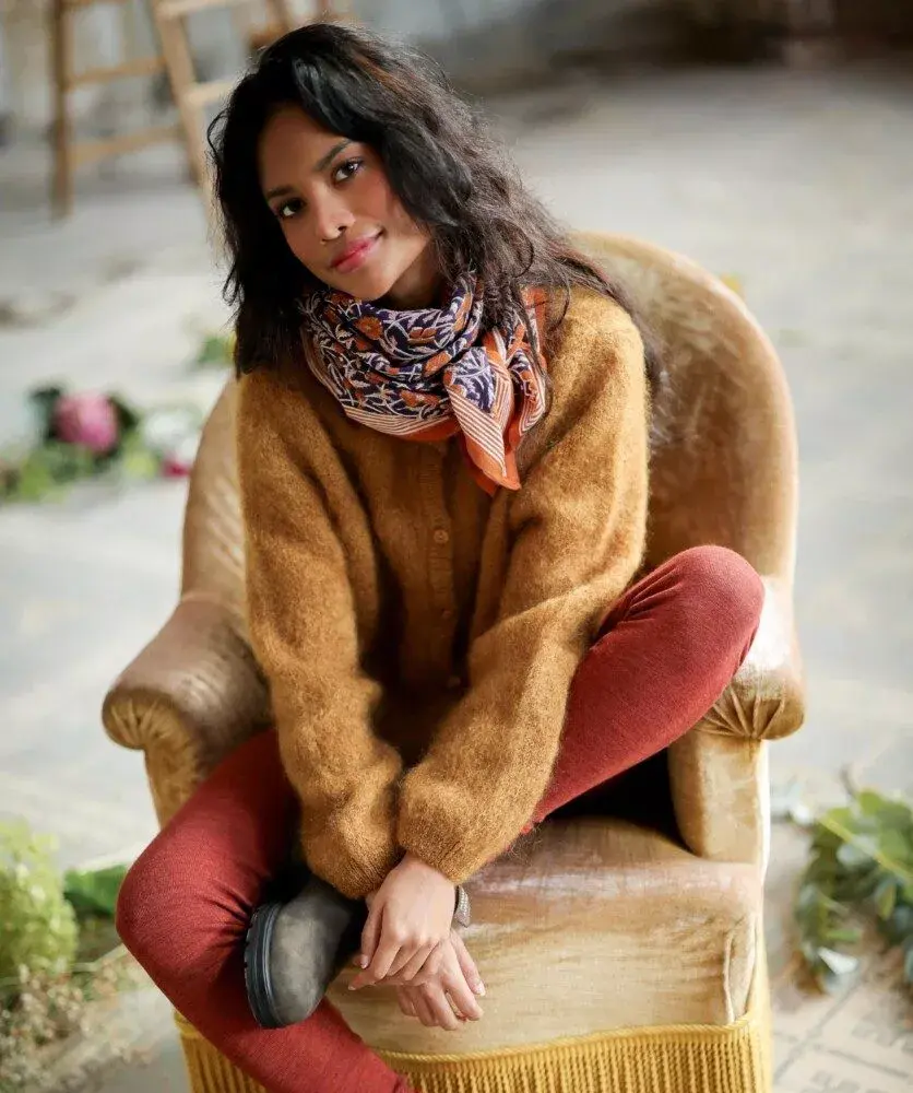 Miniature : foulard carré Pia Navy 100x100 cm en coton imprimé à la main