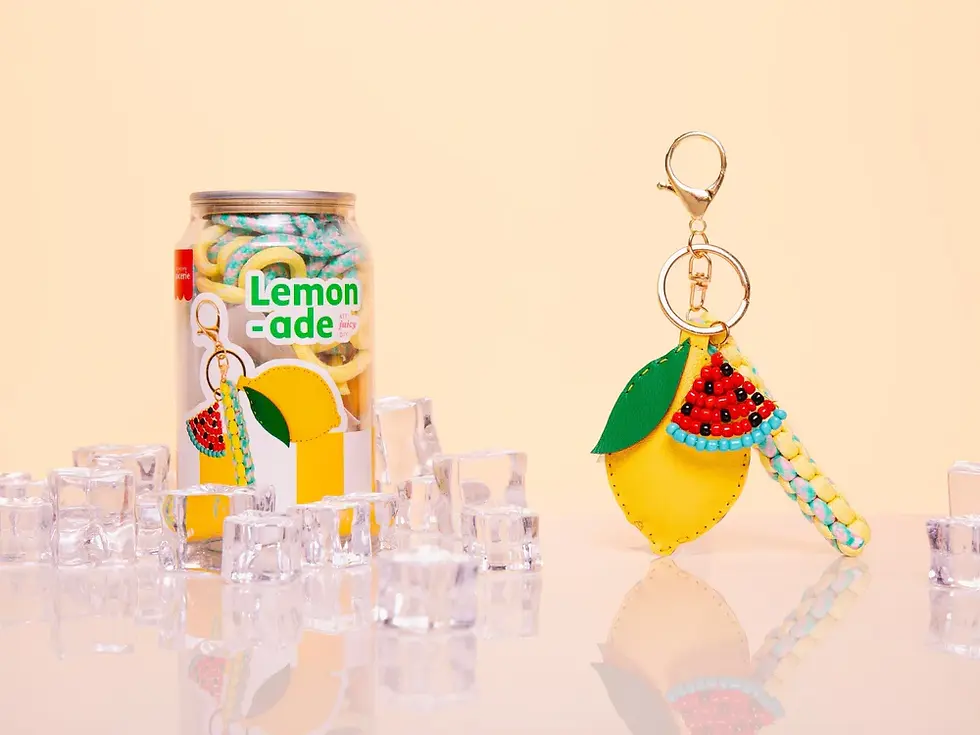 Kit DIY Bag Charm Lemonade La Petite Épicerie dans sa canette créative