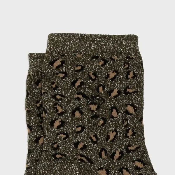 Miniature : Détail motif léopard kaki avec fil pailleté brillant
