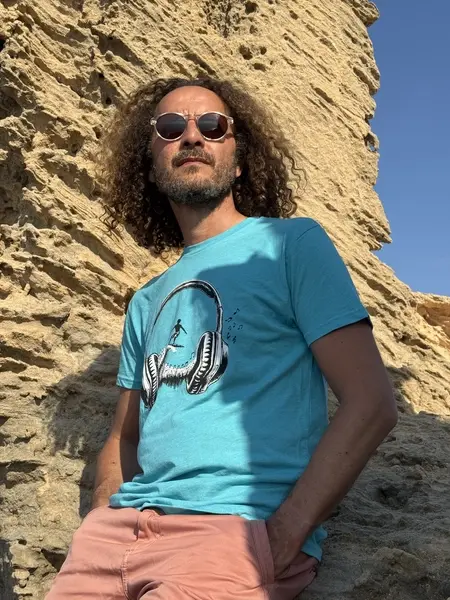 Miniature : T-shirt homme turquoise inspiration surf lifestyle bord de mer