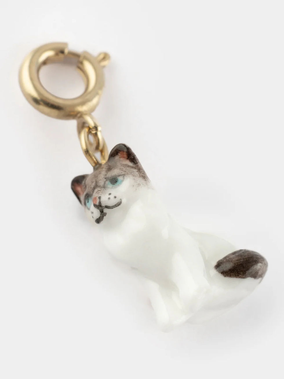 Pendentif chat miniature en laiton doré à l’or fin – Nach