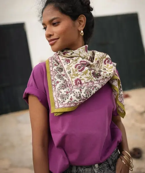 Miniature : Foulard femme Fleurs