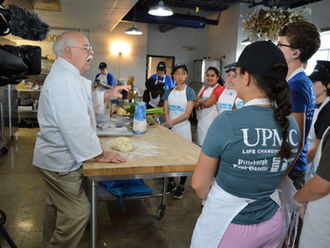 Luminari's Camp Delicious donates meals to EECM
