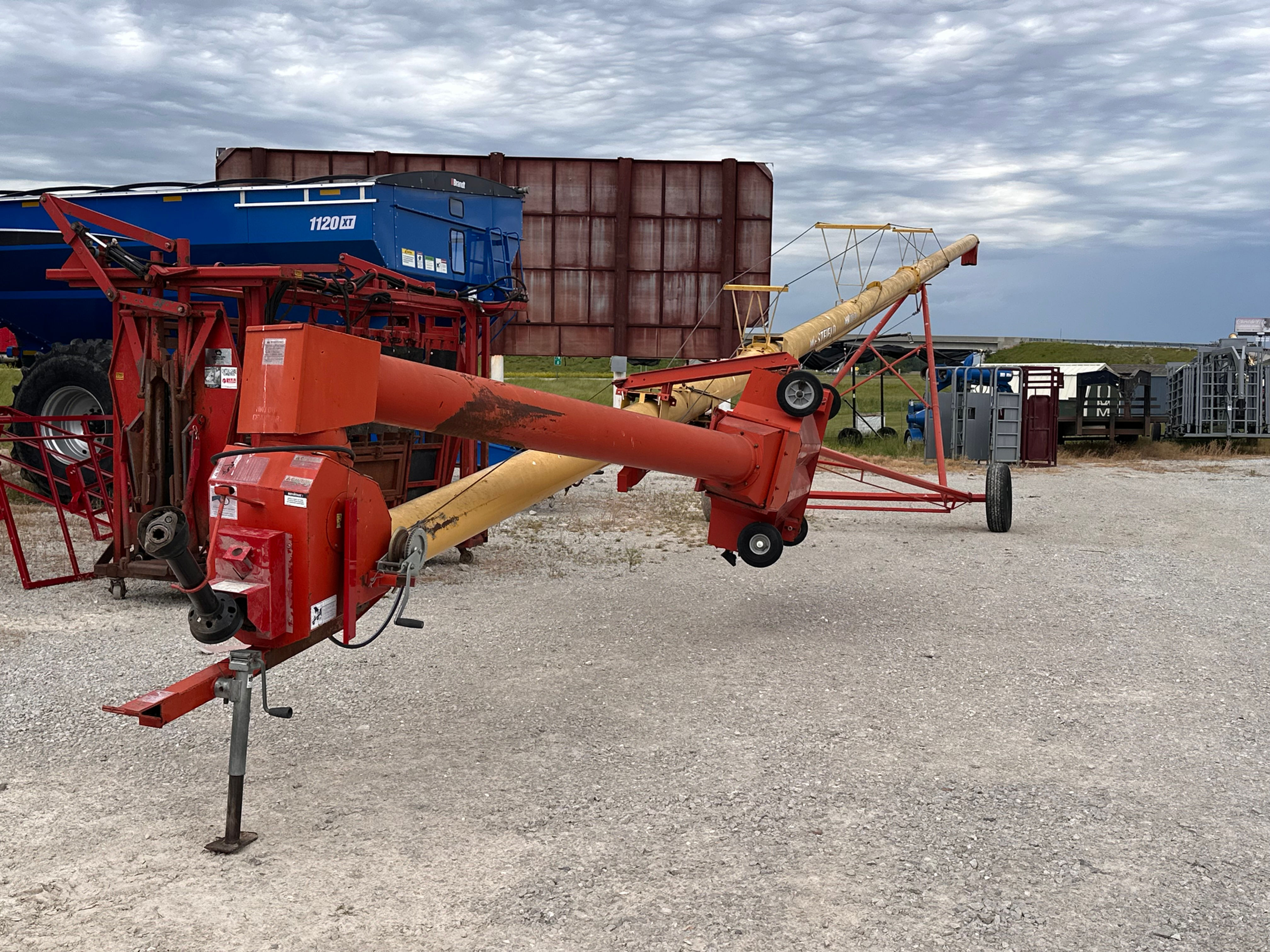 Westfield MK 10x71 w/ Hyd. Mover
