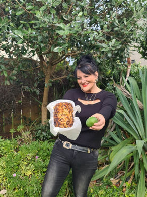 When life hands you feijoa's make Feijoa loaf!