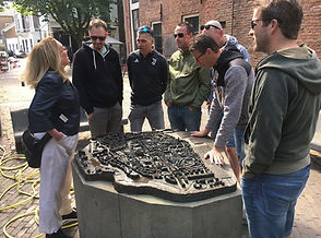 Tine Zevenhuizen stadswandeling stadsrondleiding Deventer