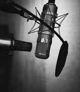 Professional Microphone with Pop Filter