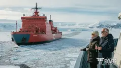 Le Canada renforce l'Arctique avec des brise-glaces