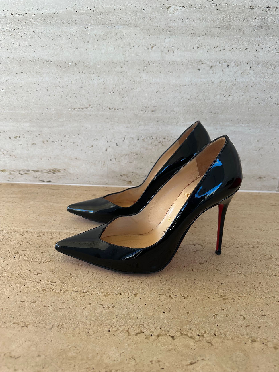 Miniatura: Louboutin Preto Verniz
