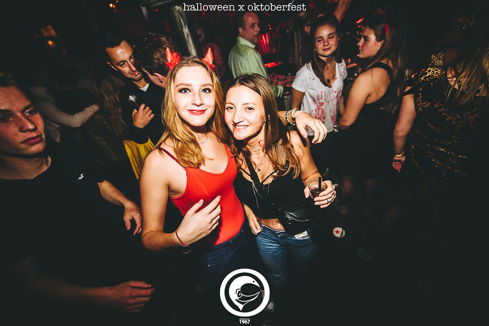 HalloweenOktoberfest147