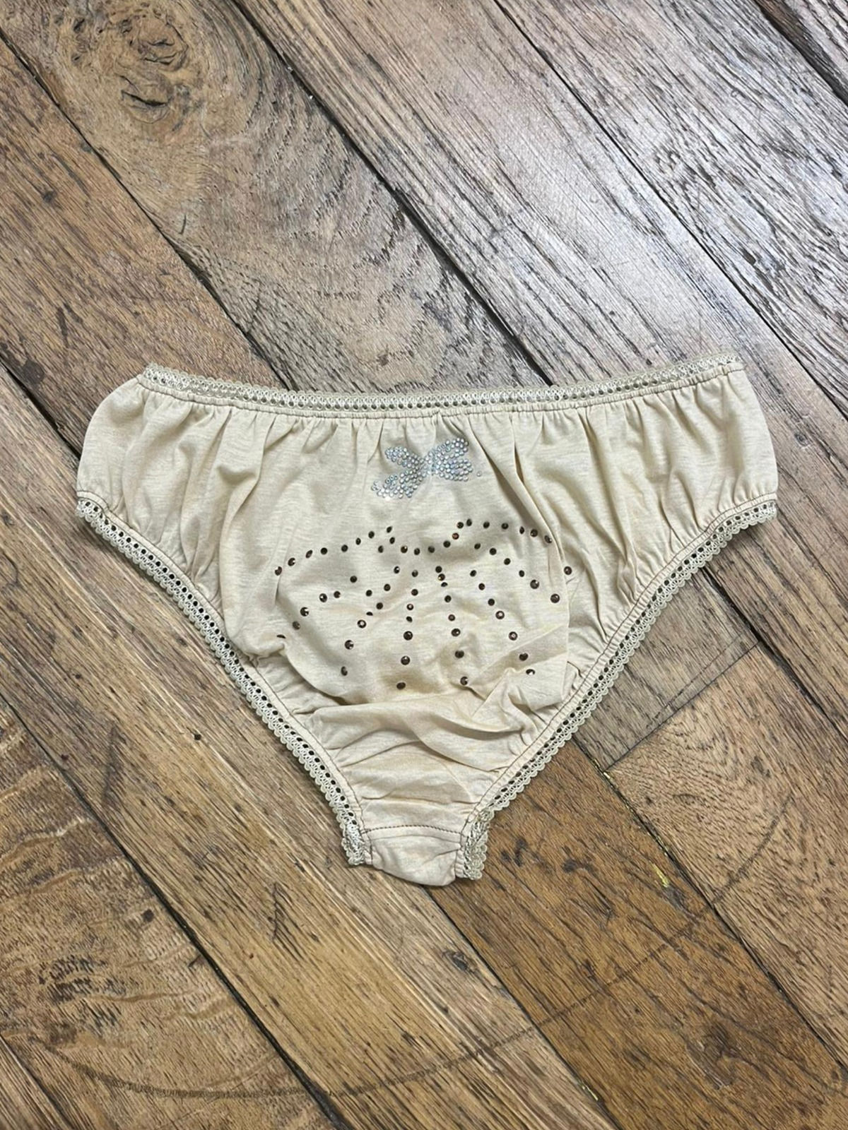 Deco: Ecru Hotfix Knickers