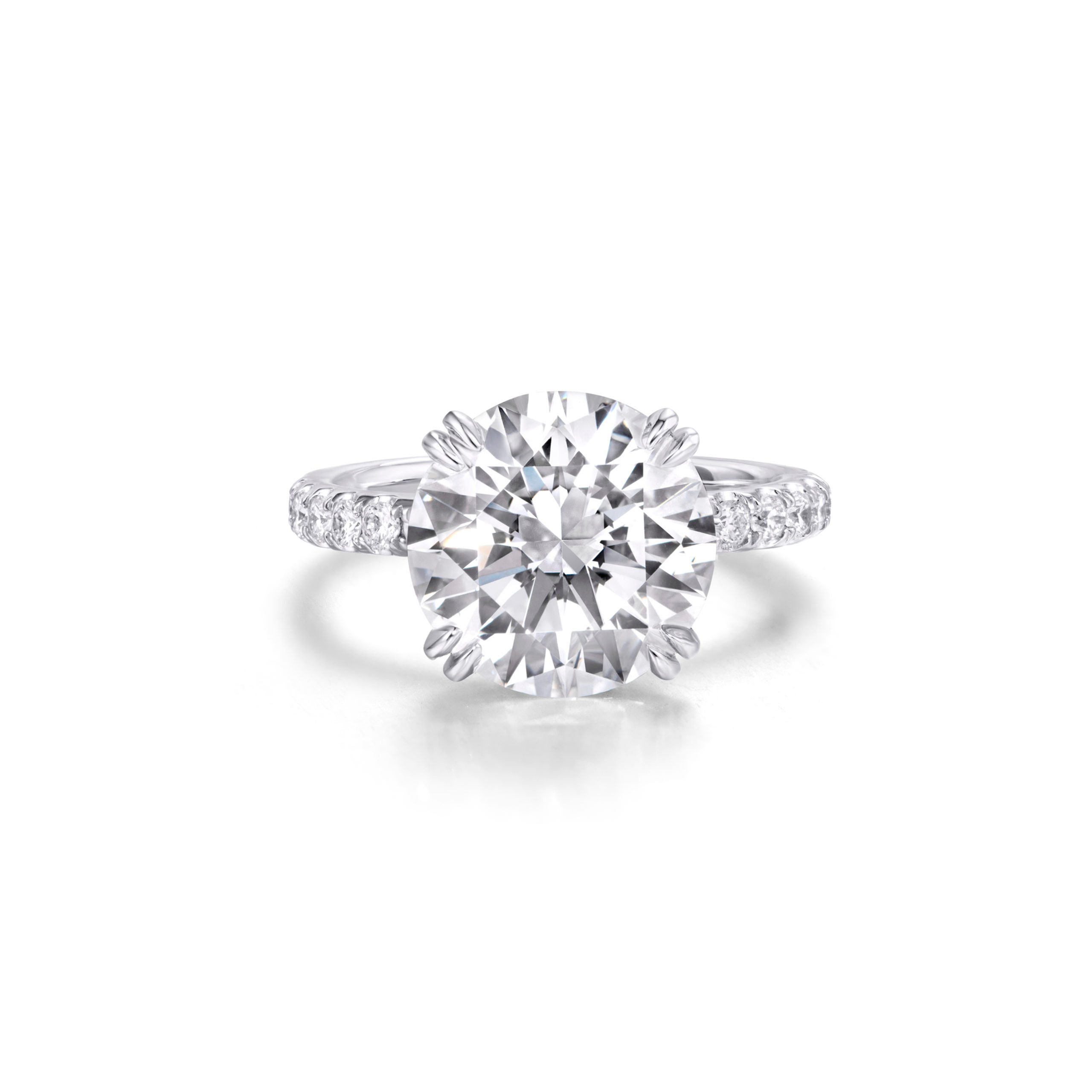 Round Brilliant Engagement Ring