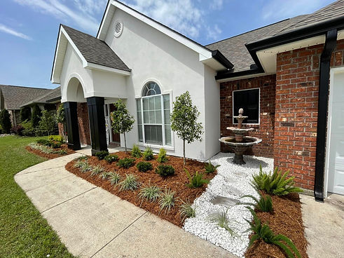 Metairie landscaping.jpg