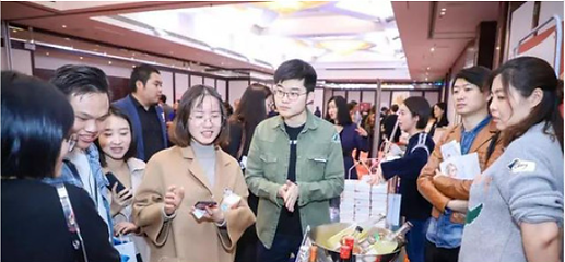 유짠오프라인모임사진.png