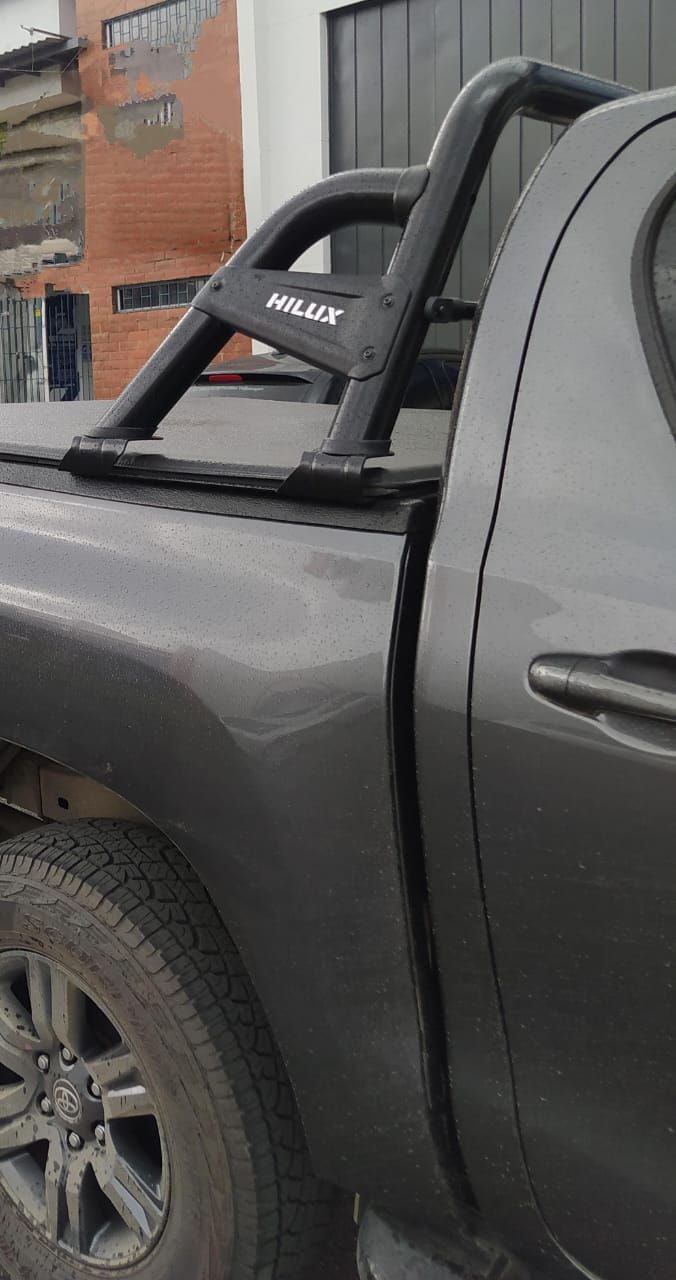Miniatura: Barra Deportiva Negra ST Para Toyota Hilux (2007-2026)